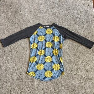 NWOT LuLaRoe 3/4 sleeve Randy top